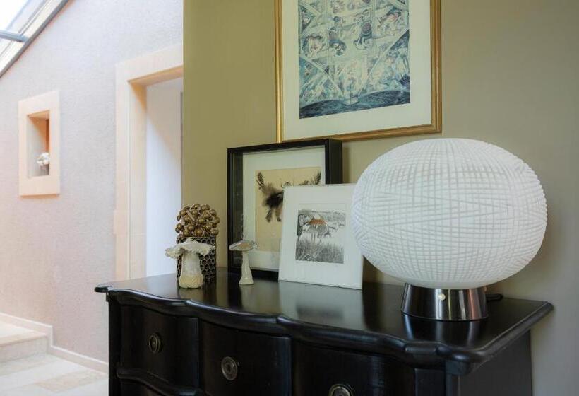 צימר Domaine La Buissonnière