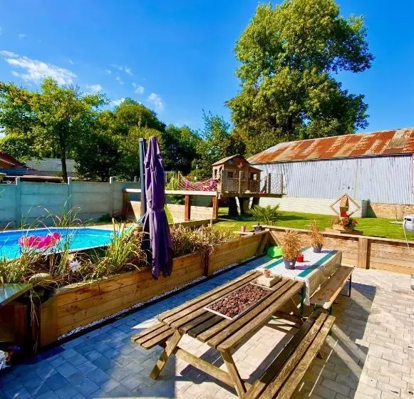 Aamiaismajoitus (B&B) Les 3 E