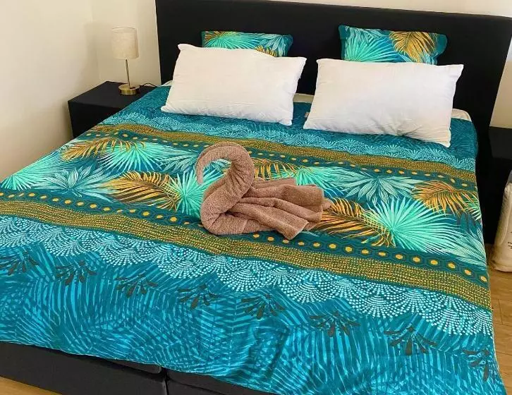 Aamiaismajoitus (B&B) Les 3 E