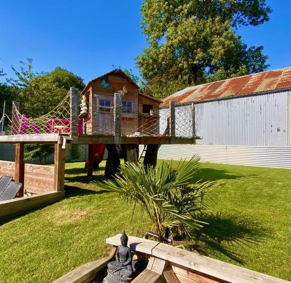 Bed and Breakfast Les 3 E