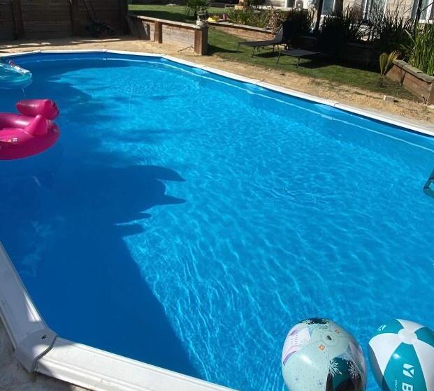 Bed and Breakfast Les 3 E