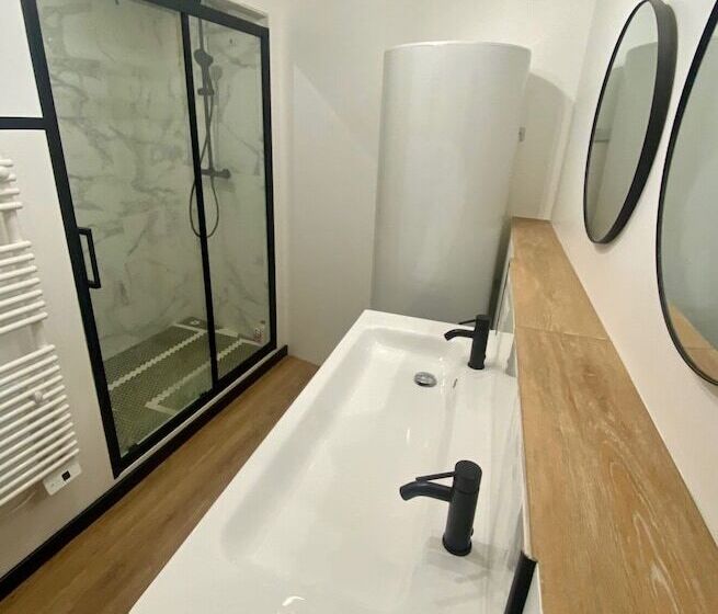 Bed and Breakfast Les 3 E