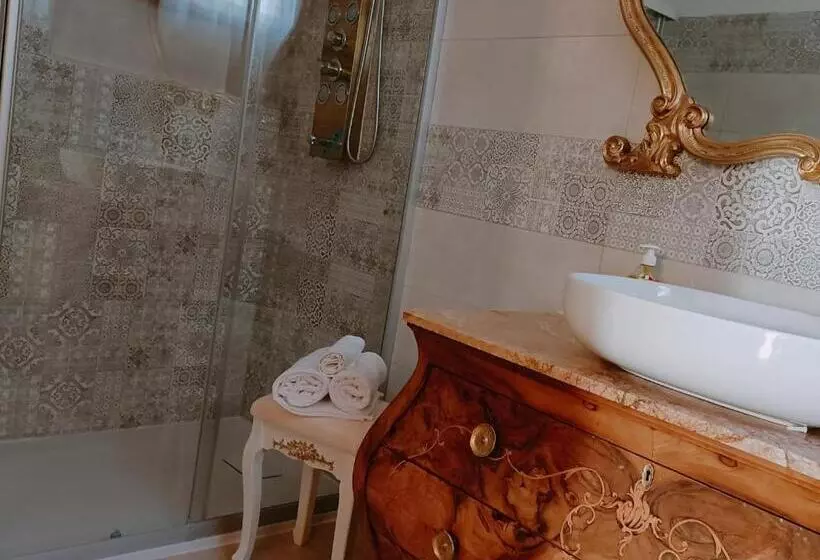 Aamiaismajoitus (B&B) Savoia23   Luxury Superior Suite