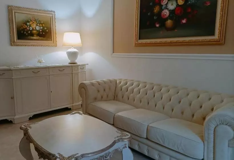 Aamiaismajoitus (B&B) Savoia23   Luxury Superior Suite
