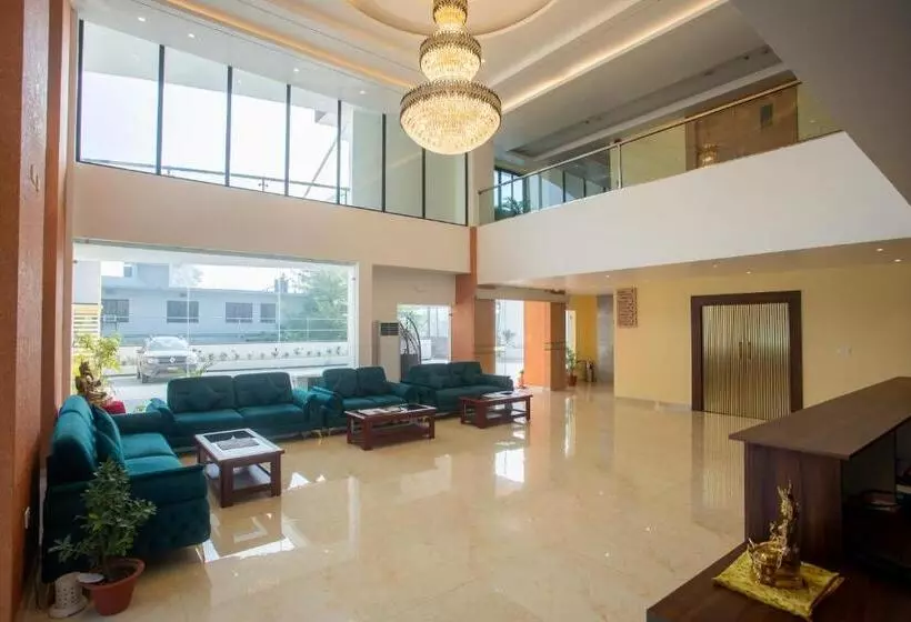 هتل Bhairahawa Garden Resort