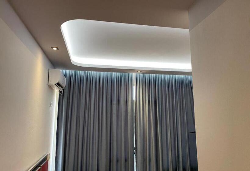 בית מלון כפרי Floger World