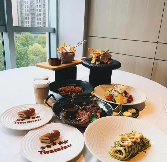 ホテル Holiday Inn Tongxiang