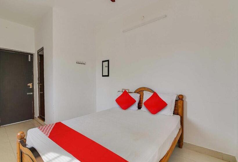 Hotel Oyo Flagship K V R Residency