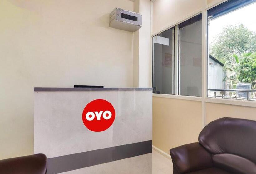 בית מלון כפרי Oyo Flagship Relax Inn