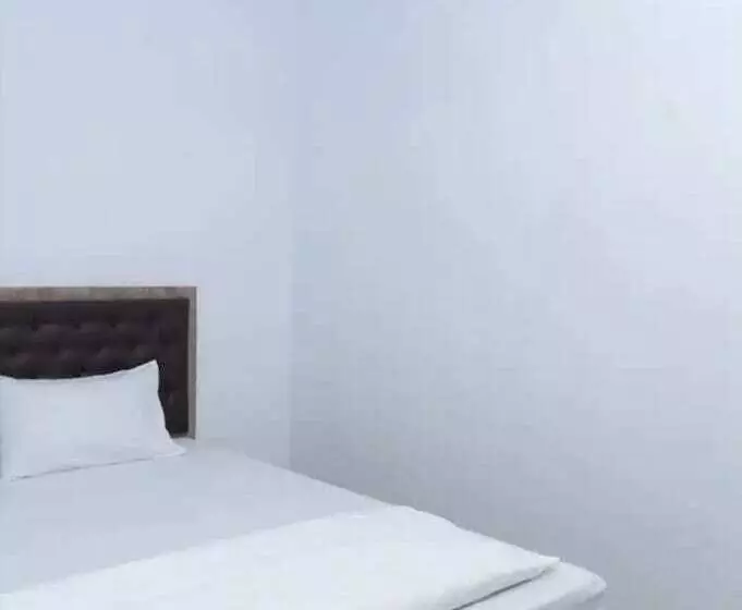 ホテル Oyo Life 92878 Kost Padma Syariah