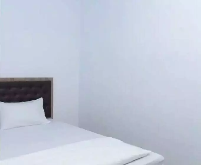 ホテル Oyo Life 92878 Kost Padma Syariah