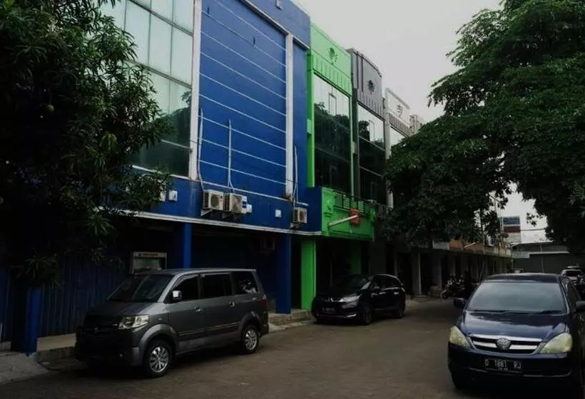 ホテル Oyo Life 92878 Kost Padma Syariah