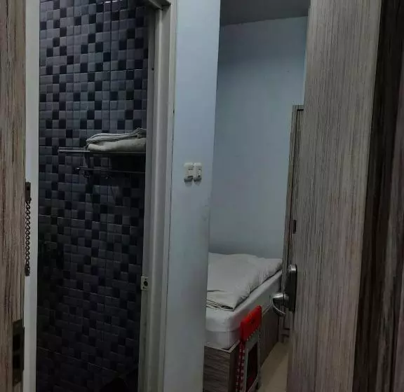 ホテル Oyo Life 92878 Kost Padma Syariah