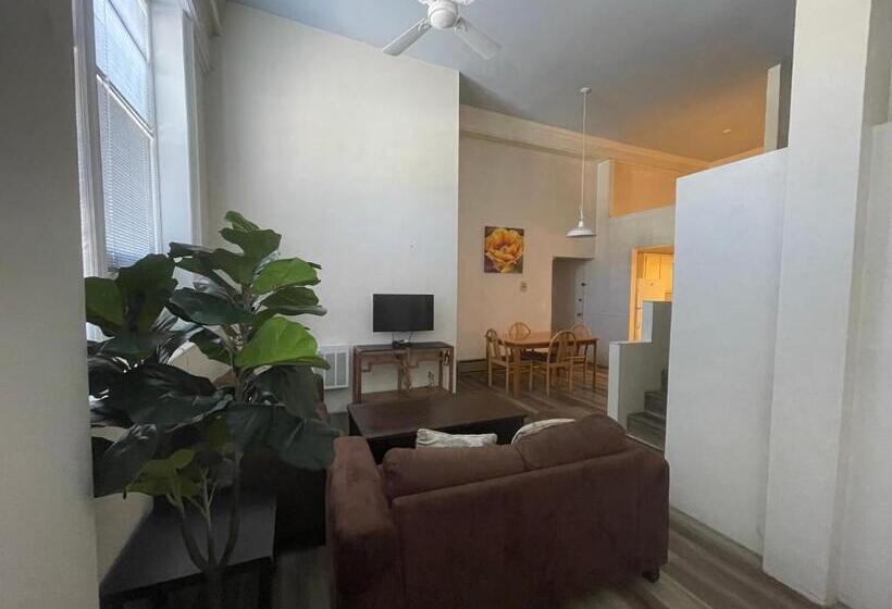 فندق The Carrick