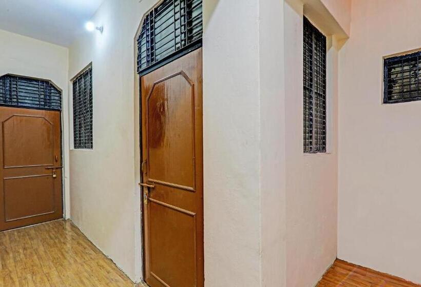 Oyo Flagship Hotel Night Bloom