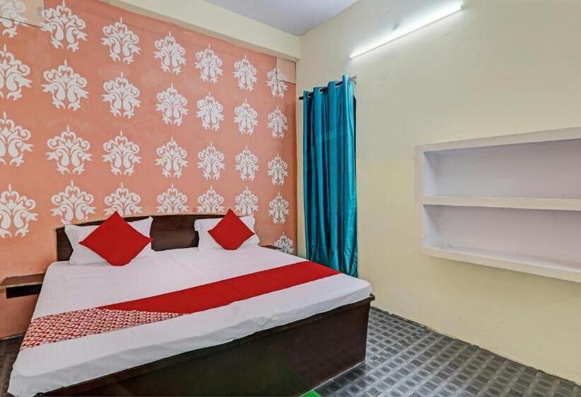 Oyo Flagship Hotel Night Bloom