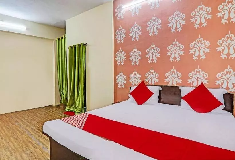 Oyo Flagship Hotel Night Bloom