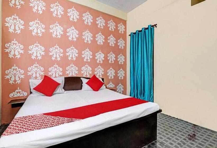 Oyo Flagship Hotel Night Bloom