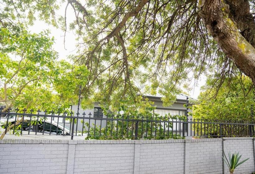 بنسيون G&d Guesthouse