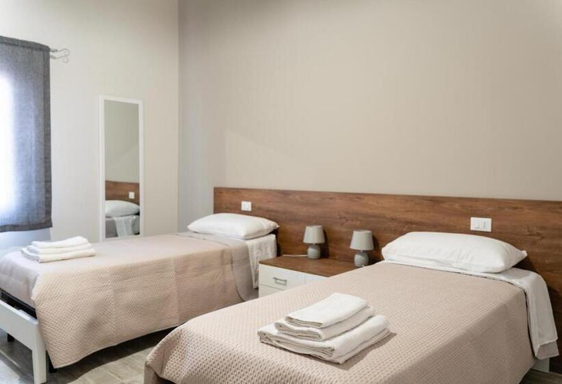 پانسیون Gennaro Holidays