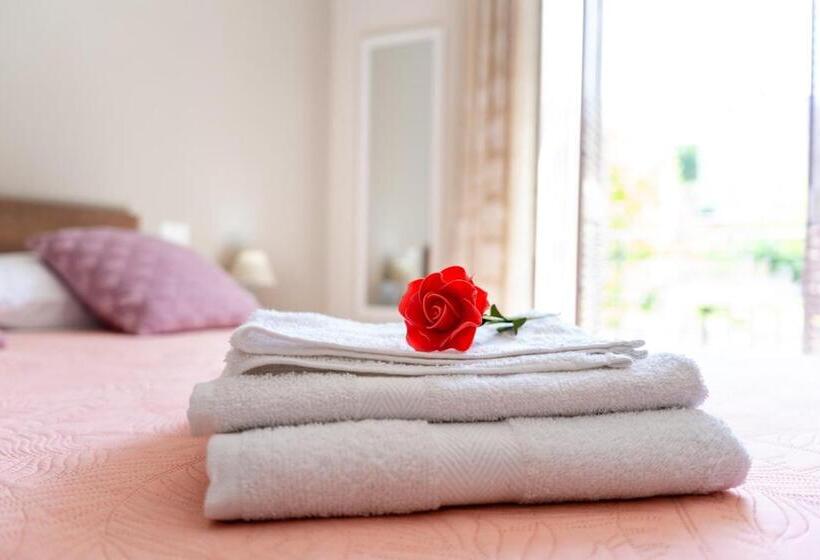 پانسیون Gennaro Holidays