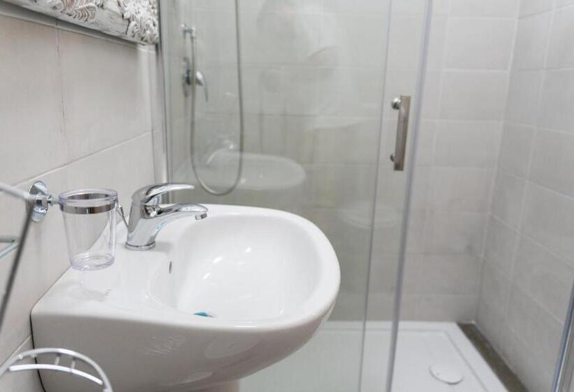 پانسیون Gennaro Holidays