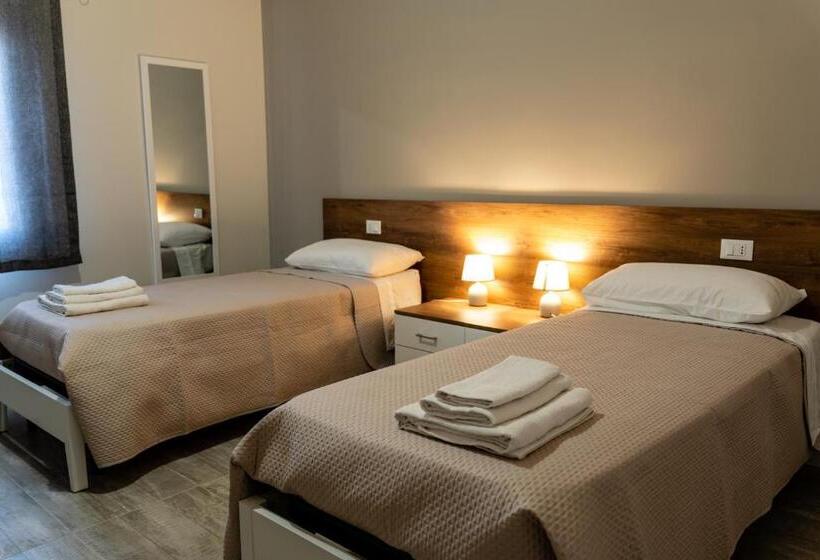 پانسیون Gennaro Holidays