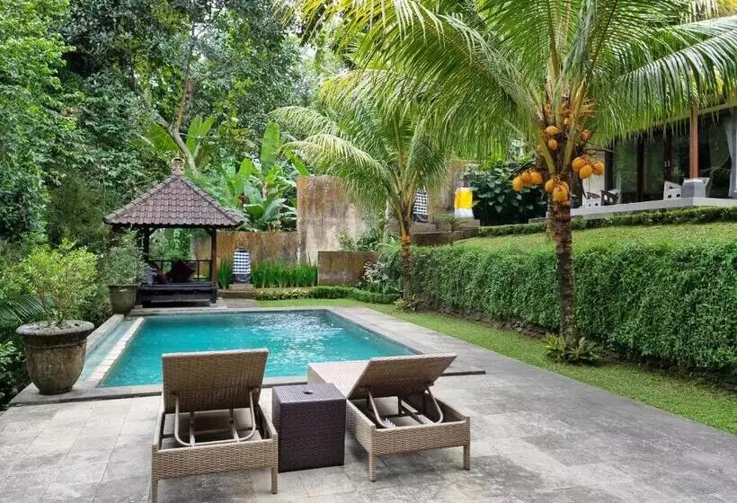 Majatalo Mambul Garden Private Villa