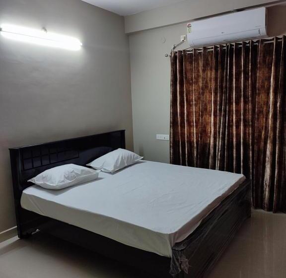 پانسیون Rahuls Castle