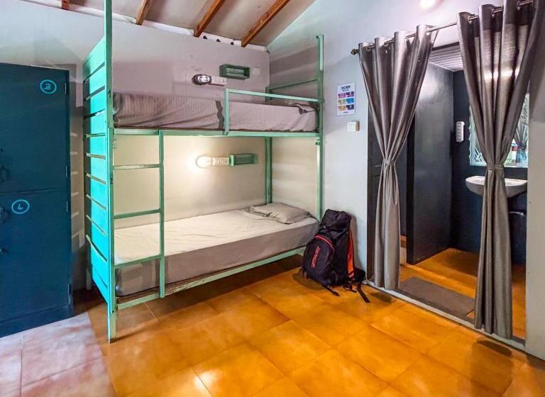 Traverse Luxe Hostel Palolem