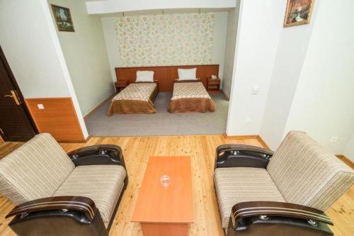 Aef Hotel And Restaurants