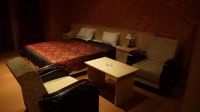 Aef Hotel And Restaurants