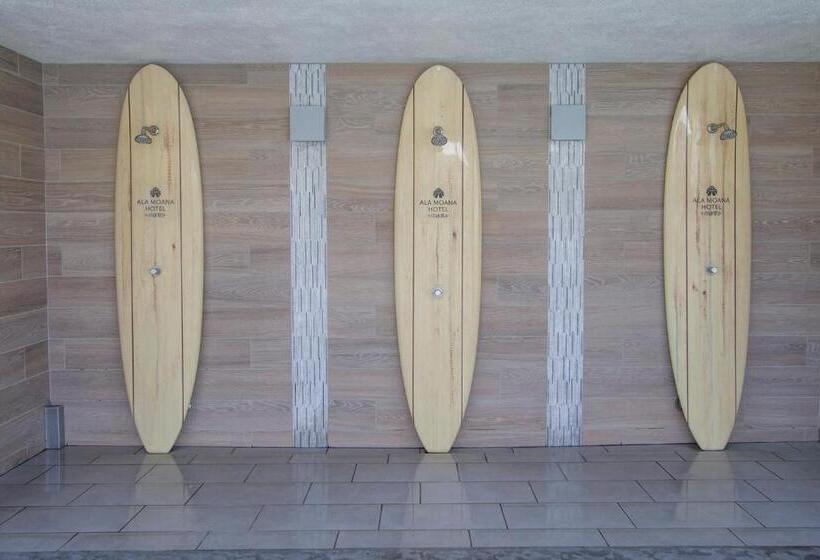 Hostel Ocean Views From Balcony Walk To Beach And Mall 3024