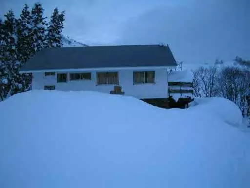 ユースホステル Sti Ski Lodge