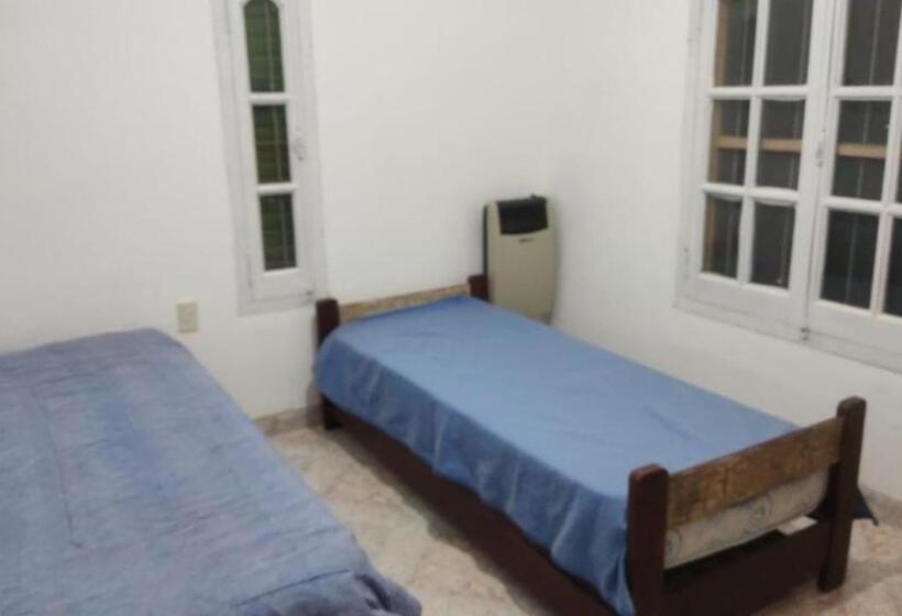 ベッドアンドブレックファースト Hostal De Parque