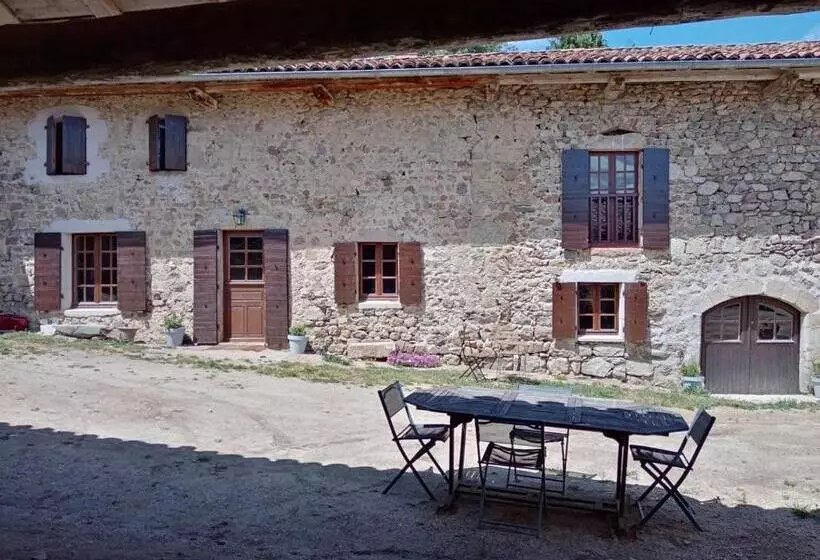 Aamiaismajoitus (B&B) Les Chambres De Solol