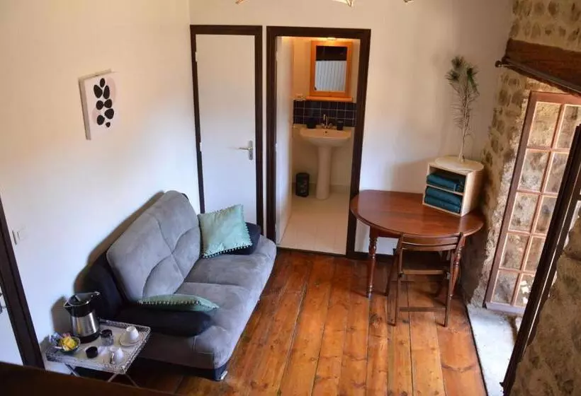 Aamiaismajoitus (B&B) Les Chambres De Solol