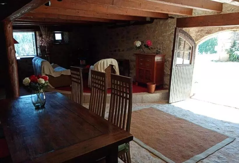 Aamiaismajoitus (B&B) Les Chambres De Solol