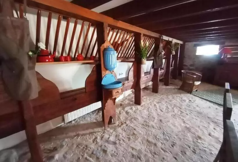 Aamiaismajoitus (B&B) Les Chambres De Solol