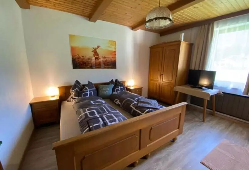 ベッドアンドブレックファースト Zimmer Haus Christina