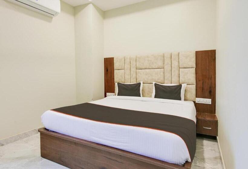 Collection O Hotel Simhadri Grand