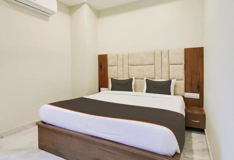 Collection O Hotel Simhadri Grand