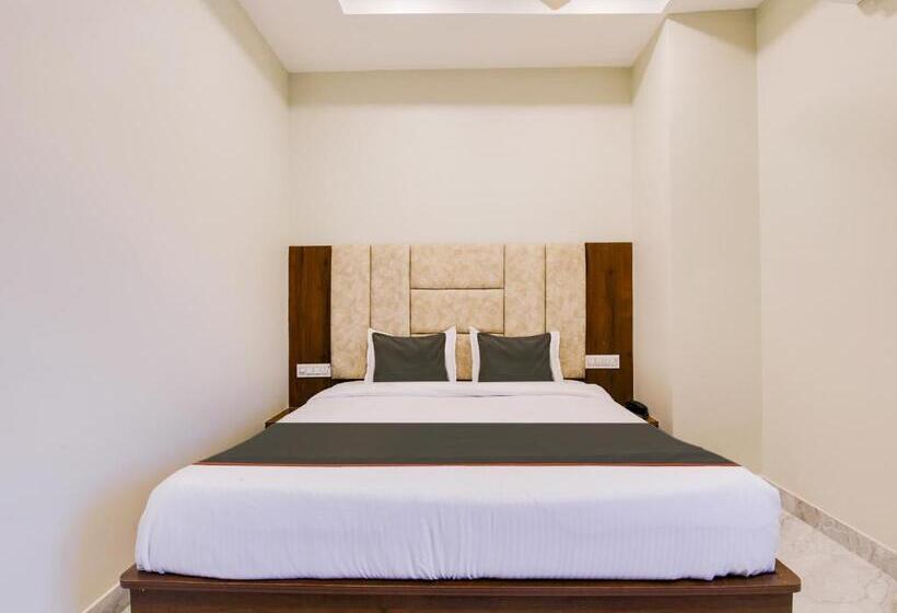 Collection O Hotel Simhadri Grand