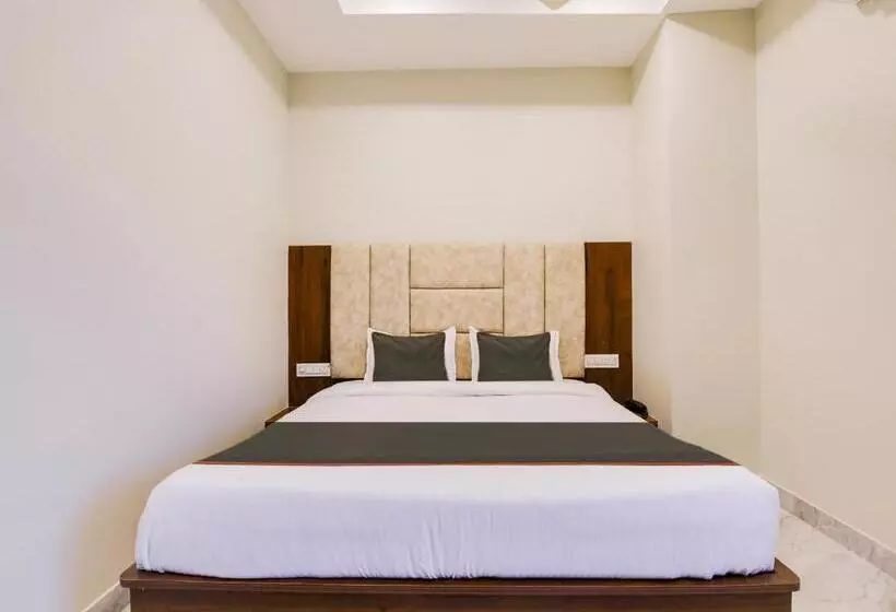 Collection O Hotel Simhadri Grand