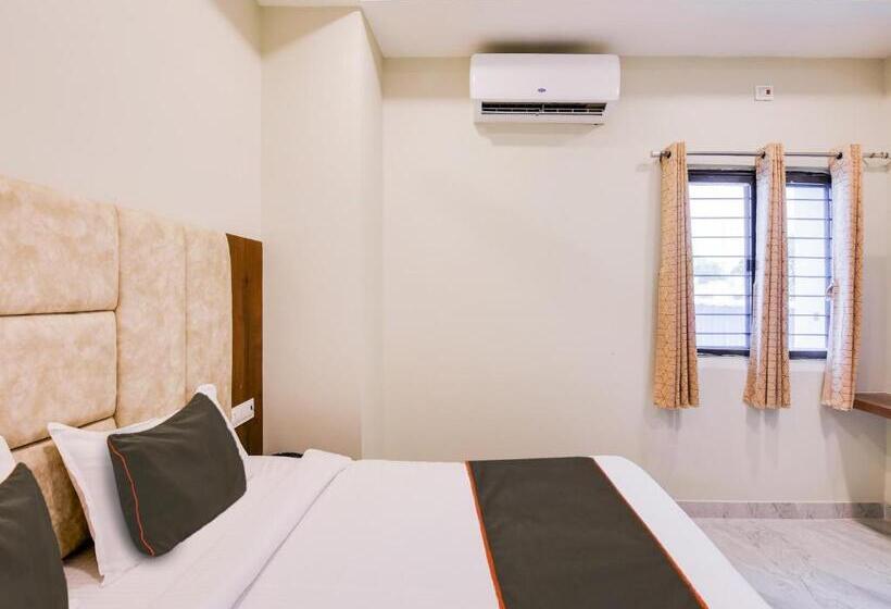 Collection O Hotel Simhadri Grand