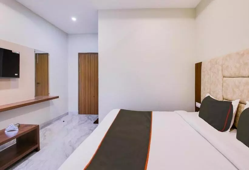 Collection O Hotel Simhadri Grand