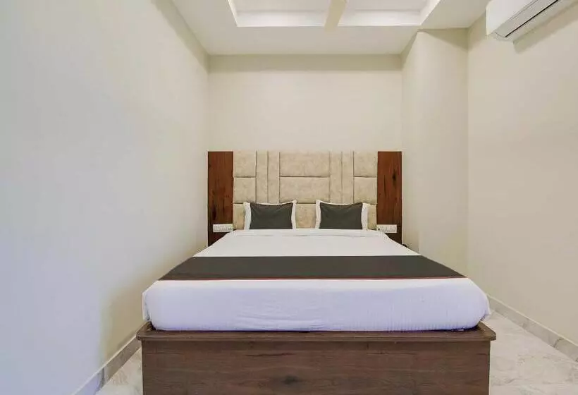 Collection O Hotel Simhadri Grand