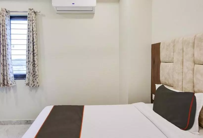 Collection O Hotel Simhadri Grand