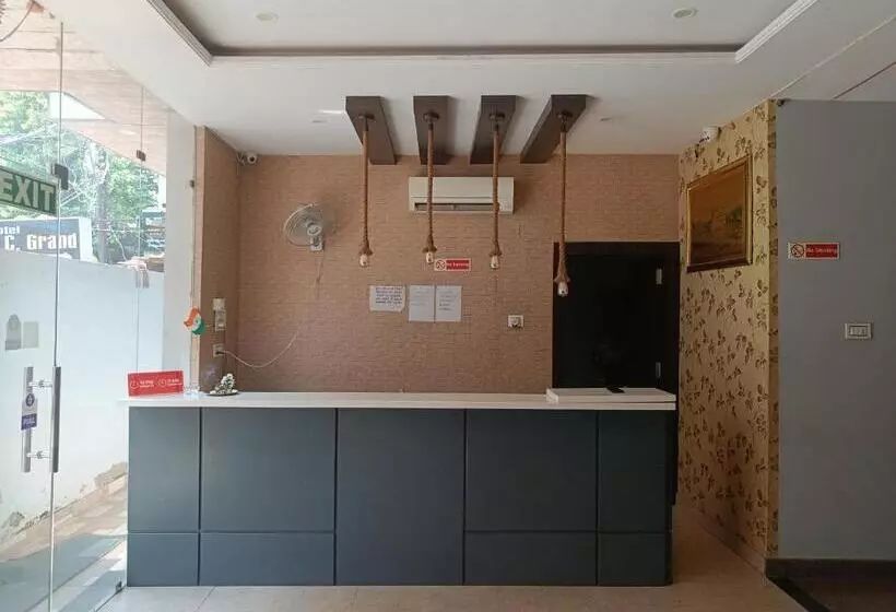 Hotelli D C Grand