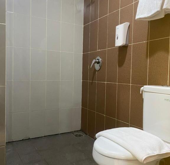 Szálloda Daima Suites Margonda